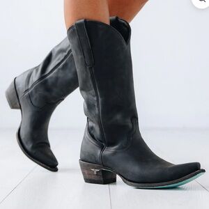 Matte Black Emma Jane Boots SZ 6